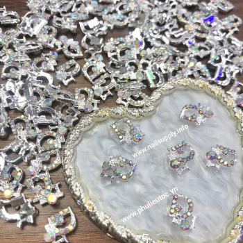 Charm Sắt 5