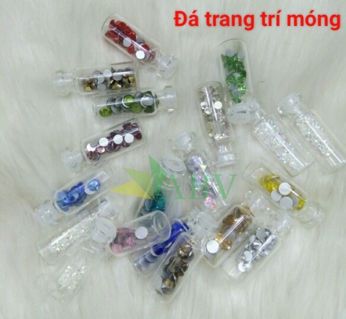 Đá trang trí móng xịn hủ nhỏ