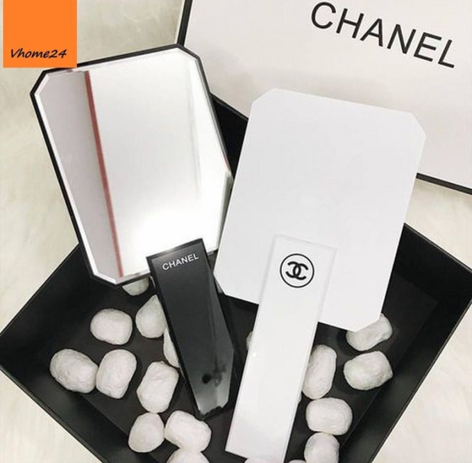 Kiếng Chanel