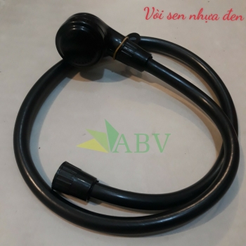 Vòi sen nhựa đen