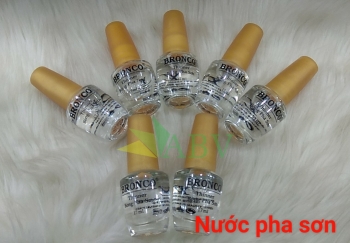 Nước pha sơn nắp vàng