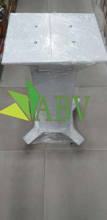 Chân đế để máy xăm