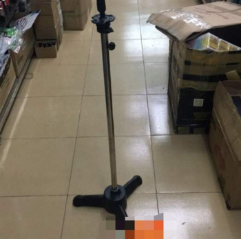 Chân Ken Thường Chân Nhựa