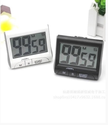 Đồng Hồ Mặt Vuông