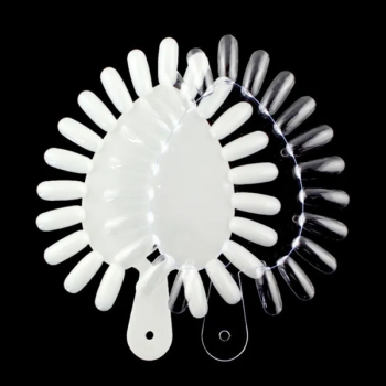 Móng Mẫu Trái Tim