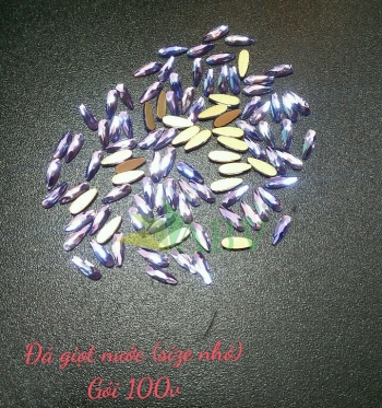 Đá giọt nước nhỏ bịch  (100v)