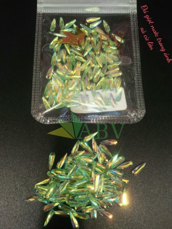 Đá giọt nước trong ánh xà cừ